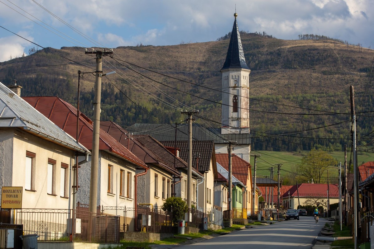 Šambron - chrám Ochrany Presvätej Bohorodičky